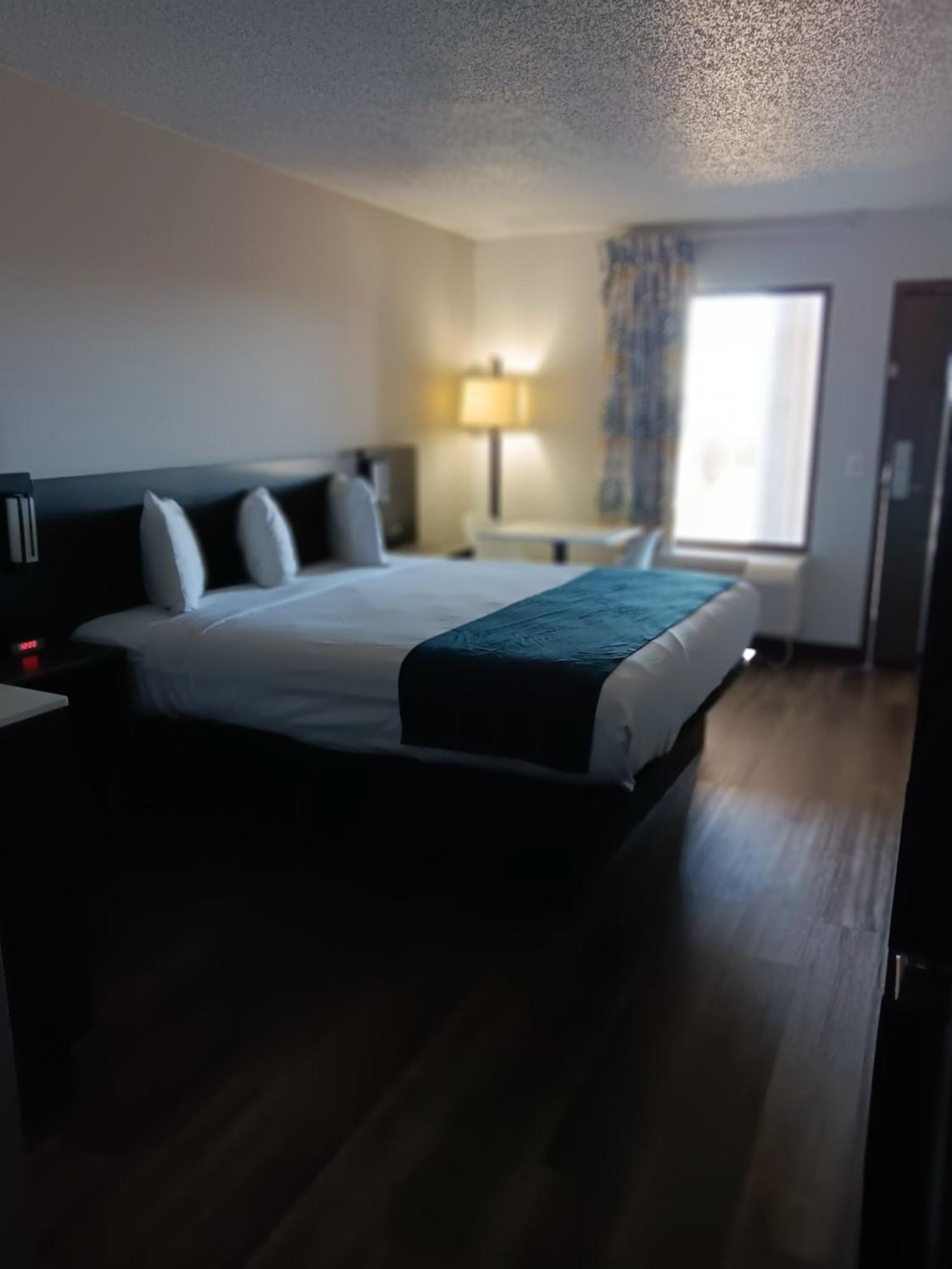 Studio 6 Suites Louisville Ky Airport/Expo Center Eksteriør bilde