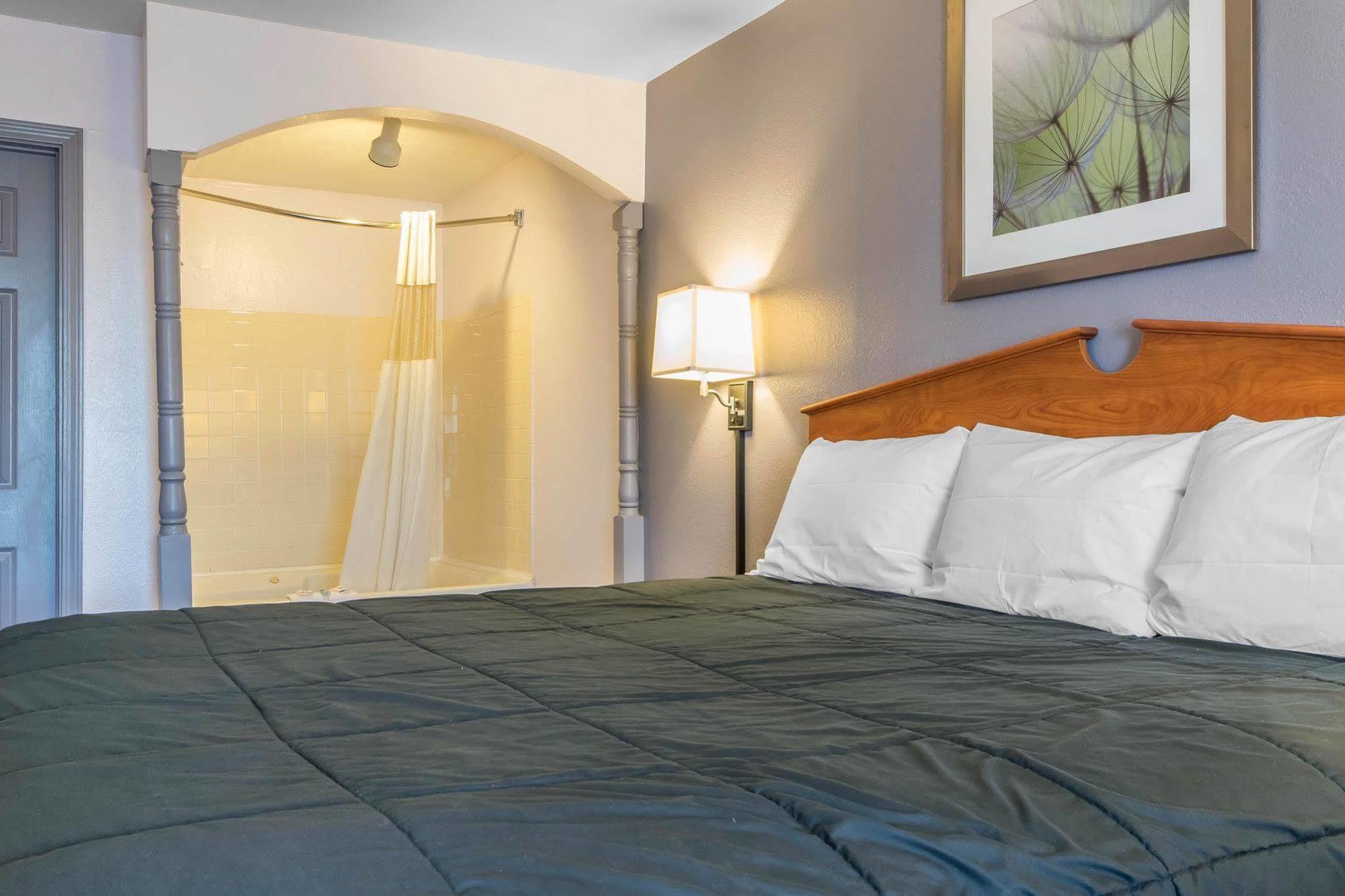 Studio 6 Suites Louisville Ky Airport/Expo Center Eksteriør bilde